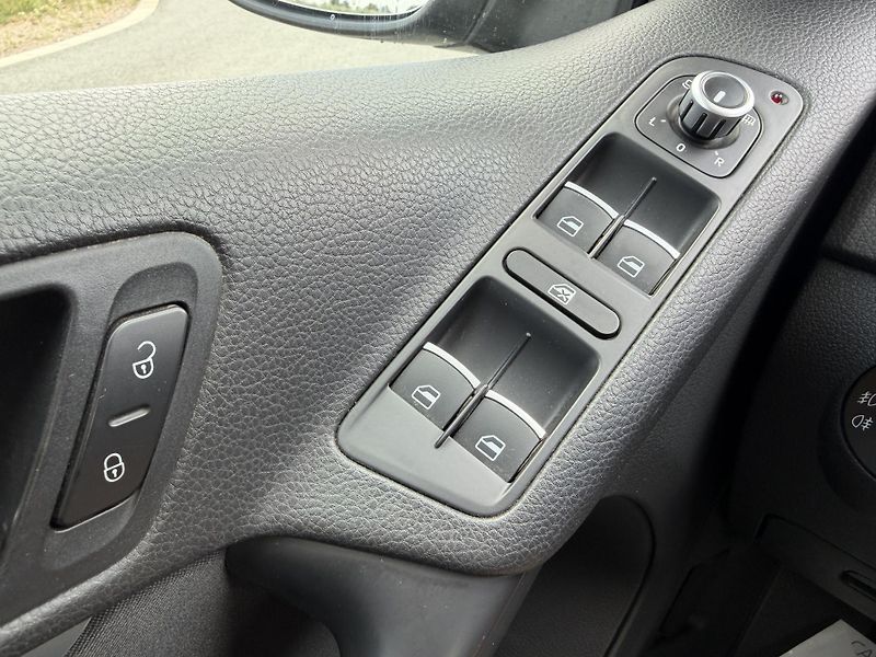 Volkswagen Tiguan 1.4 TSI *REZERVACE* - fotka 14 z 43