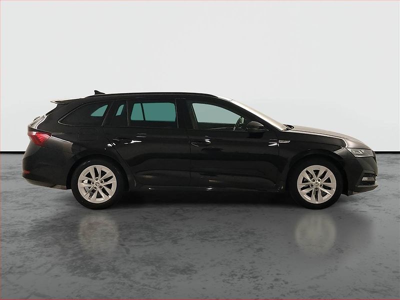 Škoda Octavia (2021) Sportline 1.5 TSI e-tec - fotka 6 z 22