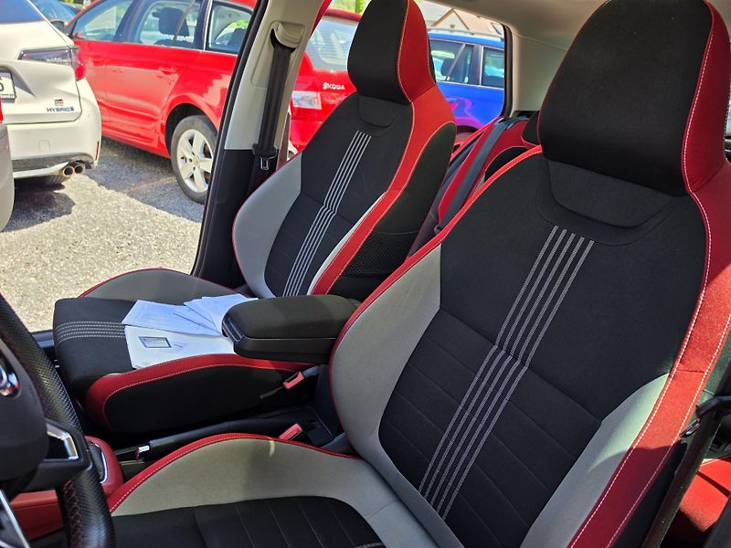 Škoda Fabia 1.2 TSI 81KW Monte Carlo Pano - fotka 13 z 26