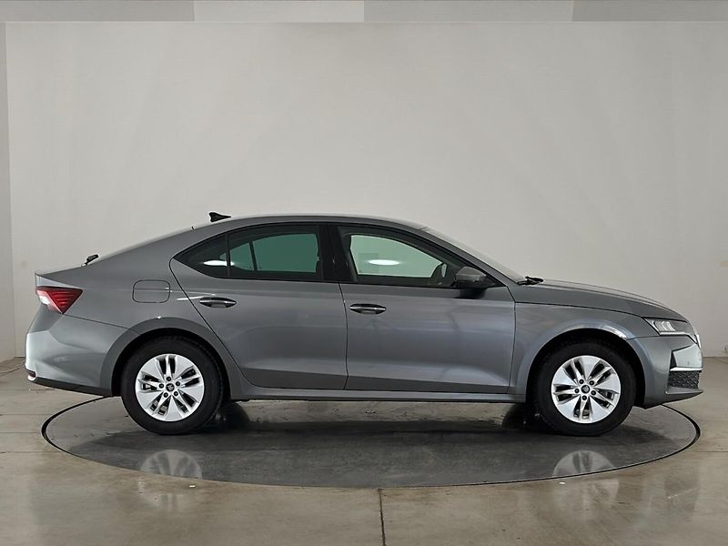 Škoda Octavia Selection - fotka 16 z 28