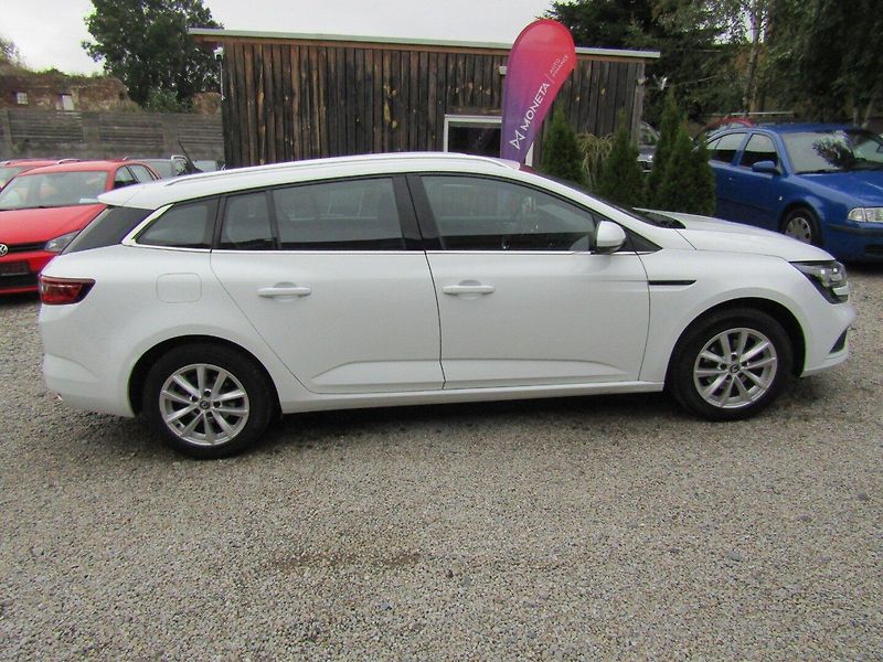 Renault Mégane (2019) 1.3 TCe  AUTOMAT - fotka 9 z 46