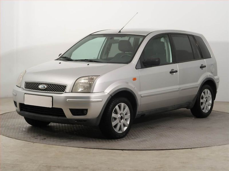 Ford Fusion (2005) 1.4 TDCi, po STK, rezervace - fotka 2 z 12