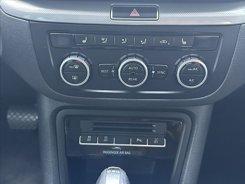 Volkswagen Sharan 2,0 TDI 140PS  Comfortline DSG - fotka 26 z 48