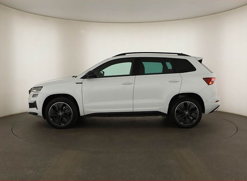 Škoda Karoq (2025) 1.5 TSI, SPORTLINE, AUTOMAT - fotka 3 z 20