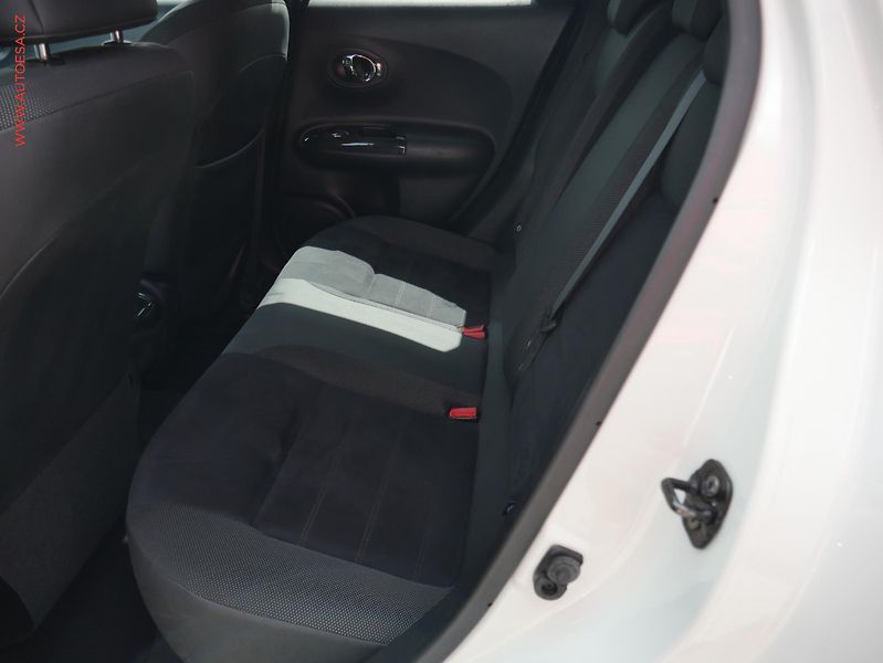 Nissan Juke (2017) 1.6i, ČR, AT - fotka 10 z 22