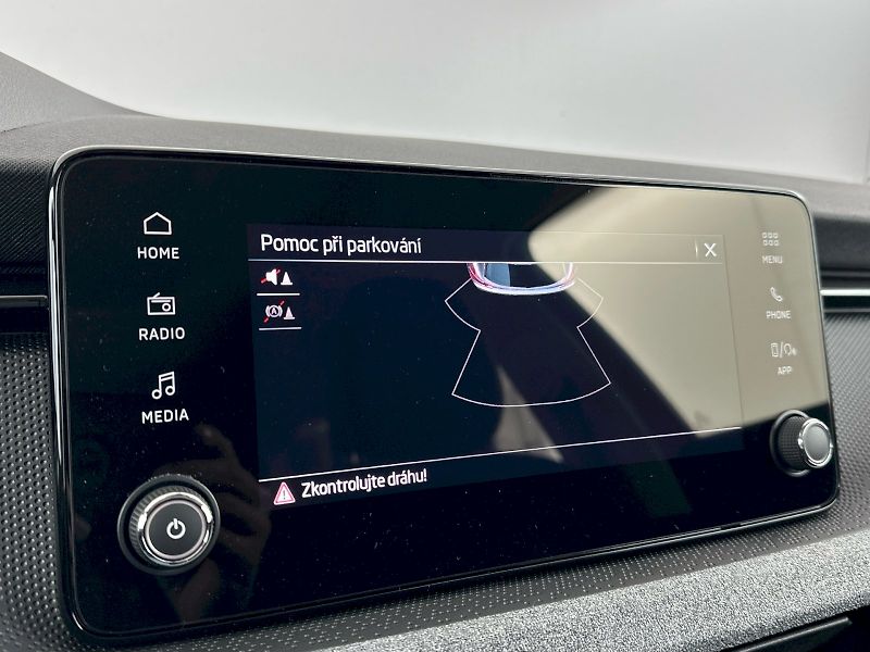 Škoda Kamiq (2024) 1.0TSI 85kW Selection - fotka 11 z 24