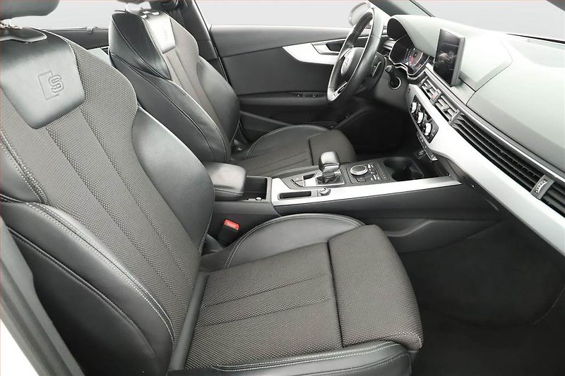 Audi A4 (2016) S-Line 2.0 TDI, Automat, Kůže - fotka 7 z 21