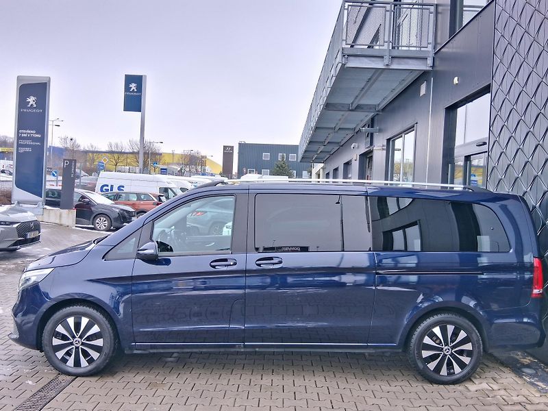 Mercedes-Benz Třídy V 250D 4MATIC XL 140 kW - fotka 4 z 31