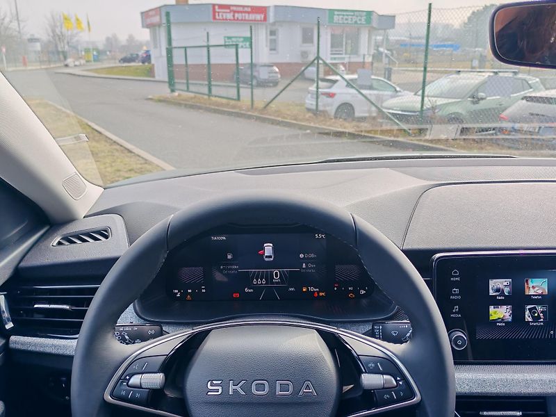 Škoda Scala Scala AM 130, 1,5TSi, 110 kW - fotka 7 z 12