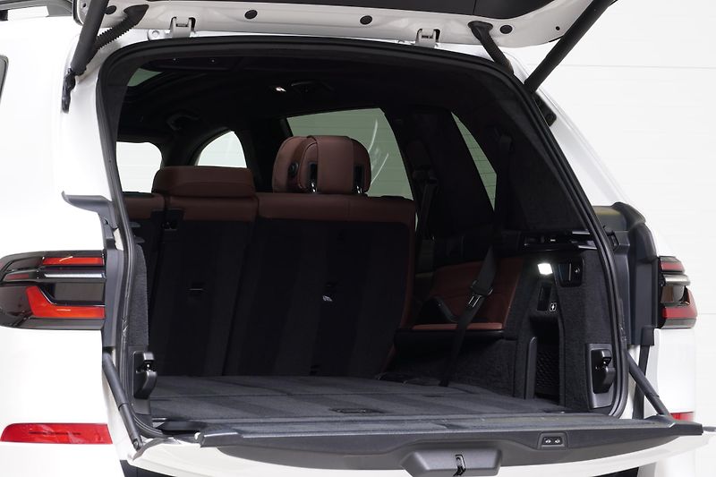 BMW X7 Xdrive40d,M-paket,HUD,360,Tažn - fotka 10 z 47
