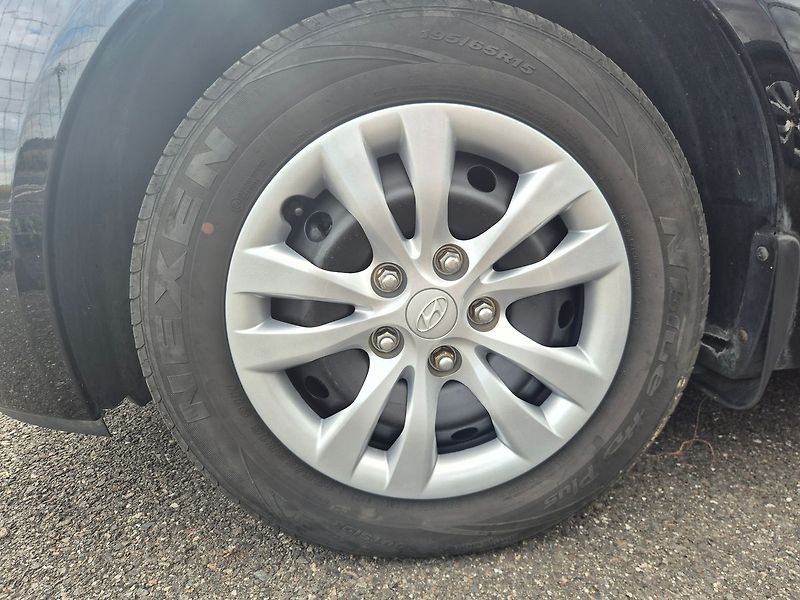 Hyundai ix20 1.4i 66kw, ČR, DPH, nová STK - fotka 24 z 24