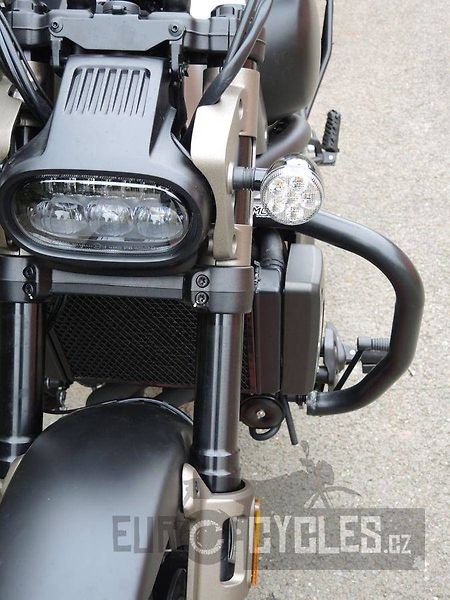 QJ Motor SRV 700 (2026) Skladem - fotka 11 z 16