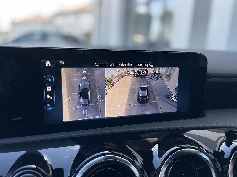 Mercedes-Benz Třídy A 200d AMG - fotka 21 z 26