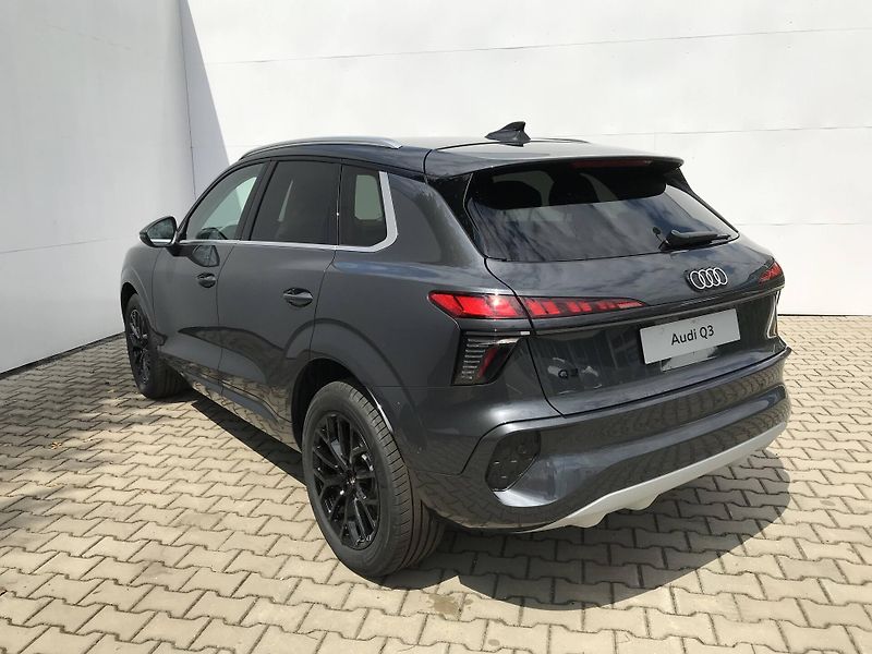 Audi Q3 7STT  1,5 TFSI - fotka 4 z 22
