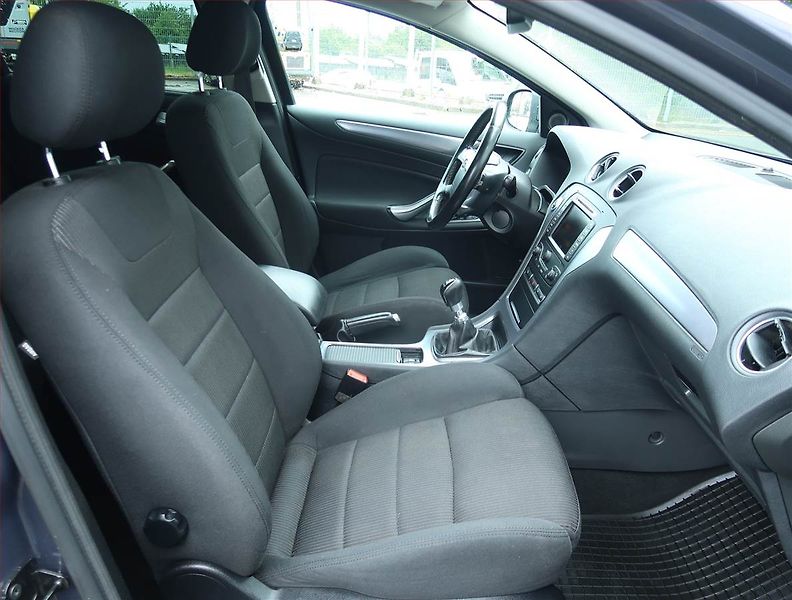 Ford Mondeo (2011) 2.2 TDCi, za dobrou cenu - fotka 9 z 21
