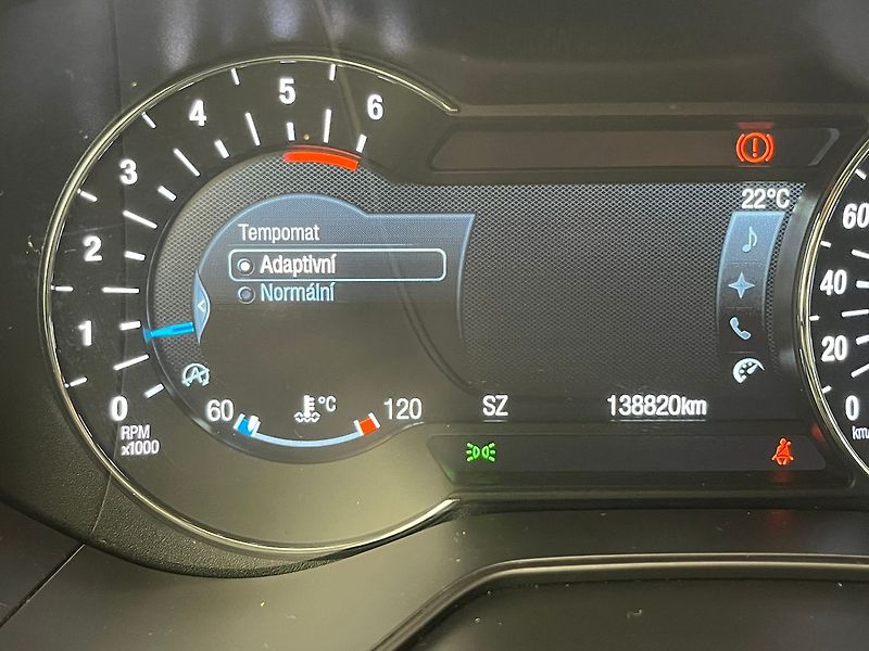 Ford Mondeo 2.0 EB Titanium manuál - fotka 55 z 69