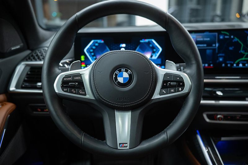 BMW X7 (2024) 40d M-SPORT MASÁŽ NEZÁVISLÉ TZ - fotka 32 z 67