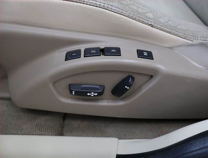 Volvo XC60 (2009) D5, 4X4, Serv.kniha, Xenony - fotka 19 z 20