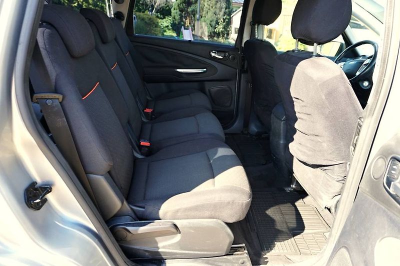 Ford S-MAX (2006) 1,8 TDCI 92 kW - fotka 15 z 26