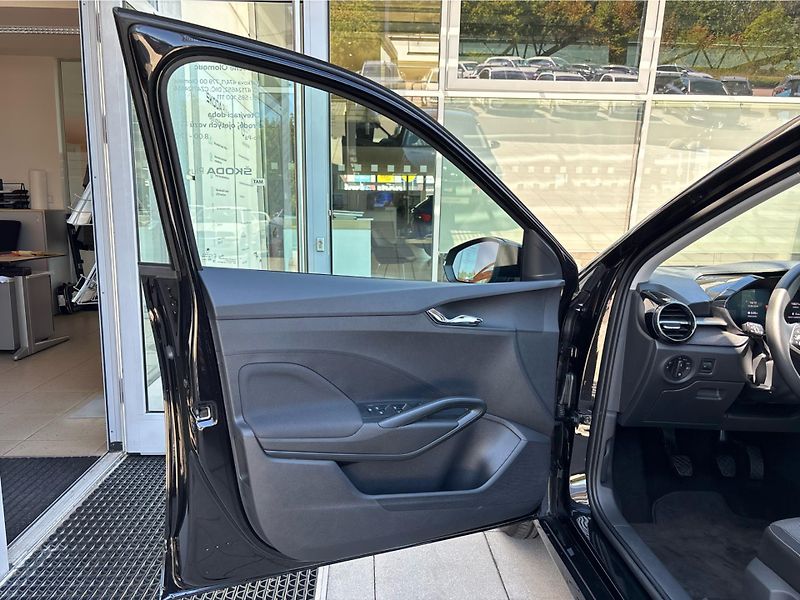 Škoda Fabia 1.0 TSi 70 kW SELECTION - fotka 21 z 26