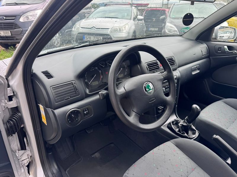 Škoda Octavia (2003) 1,6 SR 75 KW 2 MAJ STK KM - fotka 21 z 42