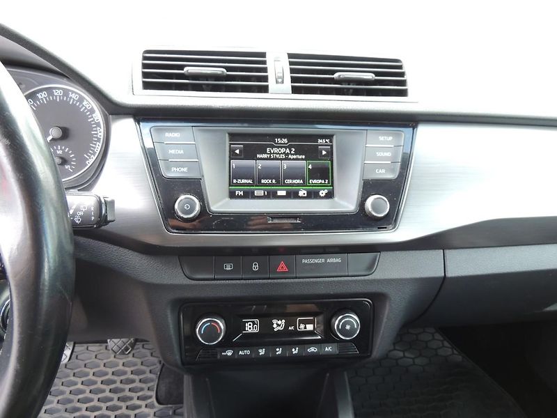 Škoda Fabia (2018) 1.0TSi Combi,70kw,Style,ČR1maj - fotka 26 z 52