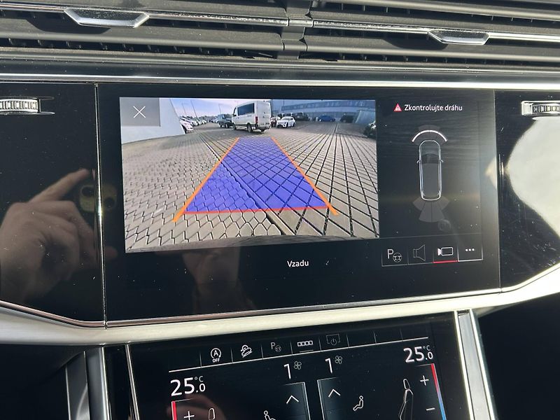 Audi Q7 50 Sline Quattro 8TT 3,0TDI - fotka 20 z 27
