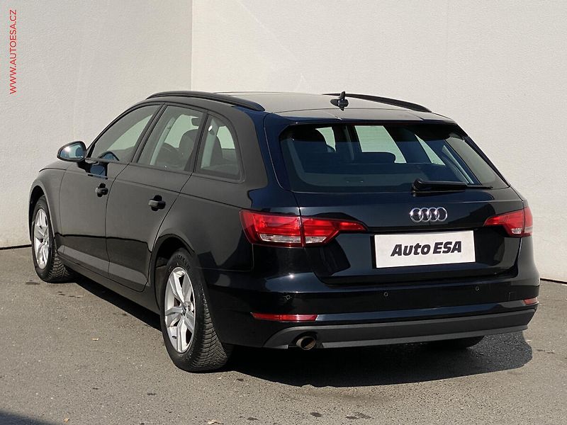 Audi A4 (2018) 1.4 TFSi, Bixen, panor, navi - fotka 6 z 17