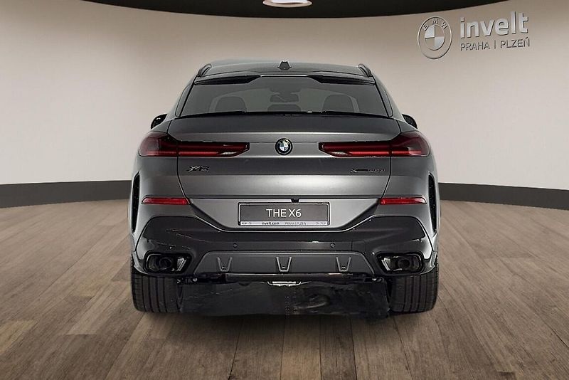 BMW X6 xDrive40d - fotka 4 z 25