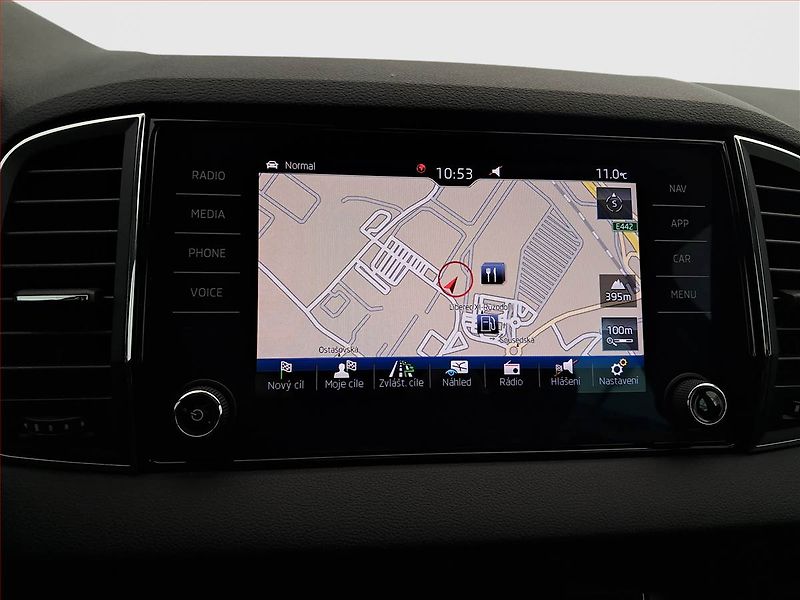 Škoda Karoq (2018) Style 1.5 TSI, Automat - fotka 13 z 23