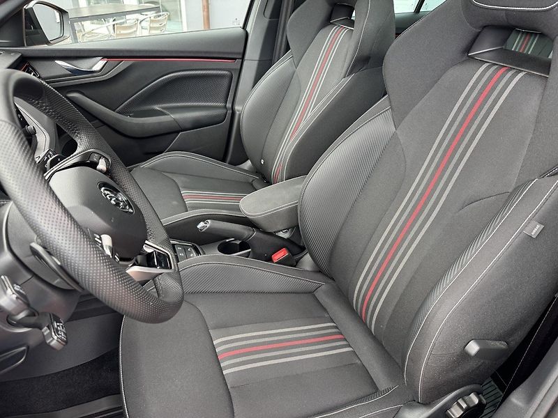 Škoda Scala (2024) 1.5TSi DSG Monte Carlo LED - fotka 30 z 50
