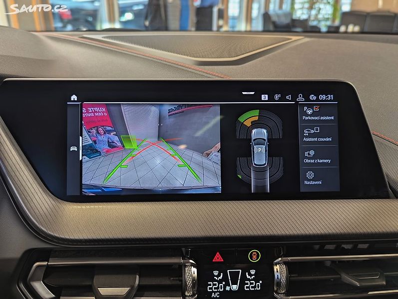 BMW Řada 1 120d xDrive A/T Sport Line DPH - fotka 16 z 27
