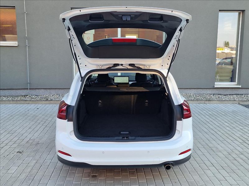 Ford Focus 1.5 TDCi Titanium, ČR, 1.Maj. - fotka 42 z 50