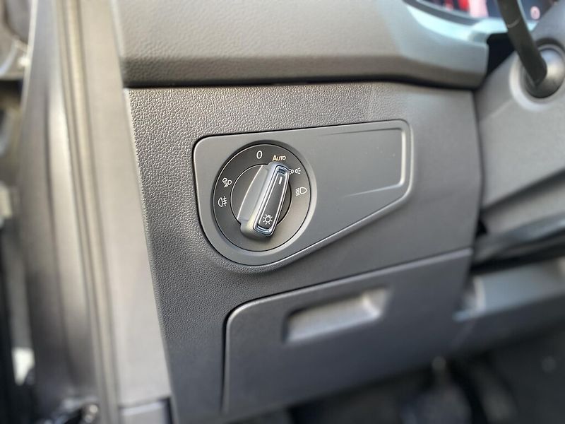 Volkswagen Tiguan Allspace 2,0 TDI 110 kW Elegance DSG - fotka 13 z 29