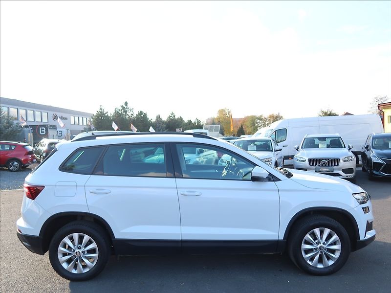 Škoda Karoq 2,0 TDi,110kW,1majČR,4x4,DPH - fotka 6 z 28