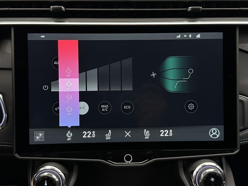 Lynk & Co 01 PHEV DCT AUT 1.maj - fotka 35 z 55