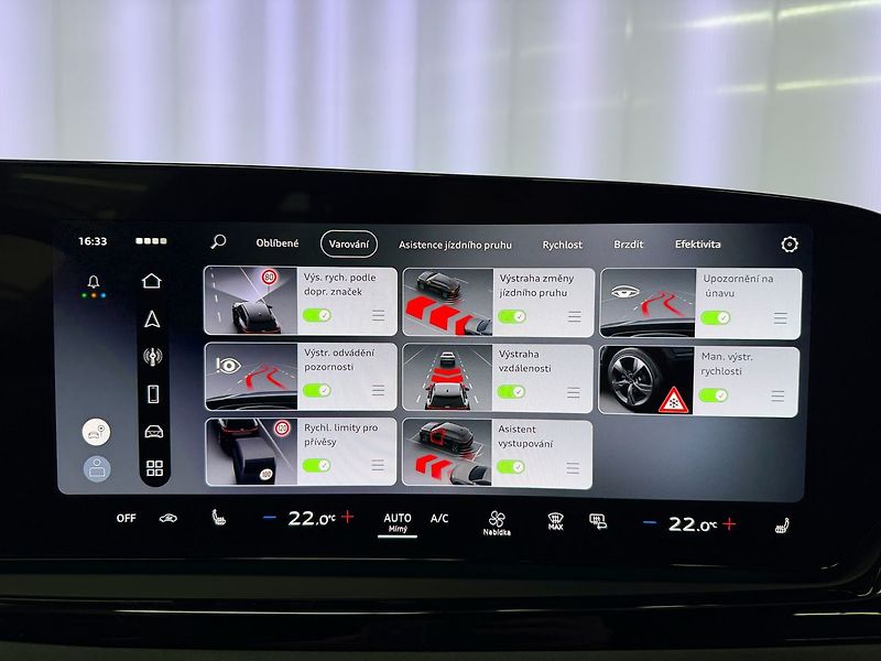 Audi A6 3.0 TDI 220KW AVANT QUATTRO S- - fotka 18 z 31