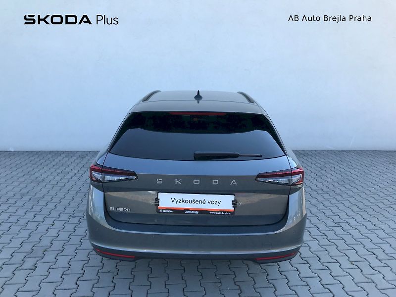 Škoda Superb (2025) COMBI SELEC TD 110/2.0 A7F - fotka 9 z 28
