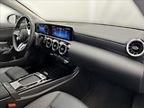 Mercedes-Benz CLA 180 d Shooting Brake Progressi - náhled 14