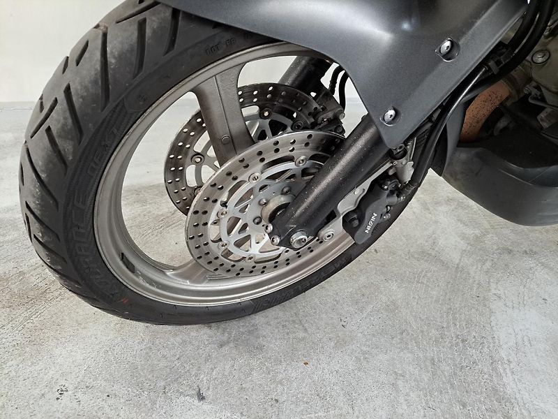 Honda XL 1000 V Varadero (2000) - fotka 11 z 17