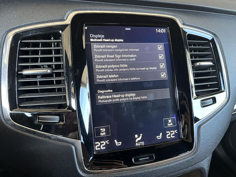 Volvo XC90 D5 AWD VENT // REZERVACE - fotka 40 z 58