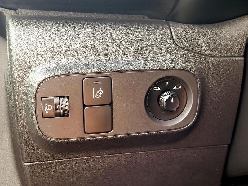 Citroën C3 Feel, ROZVODY,KLIMA,CEBIA      - fotka 35 z 39