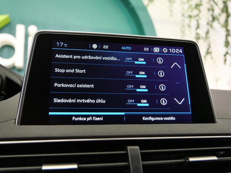 Peugeot 3008 - fotka 19 z 25