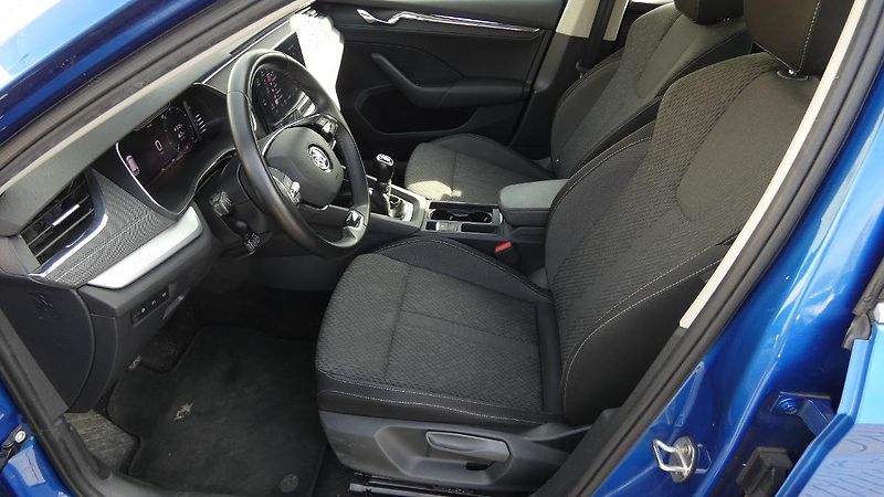 Škoda Octavia Combi 1,5 TSI Style - fotka 19 z 24