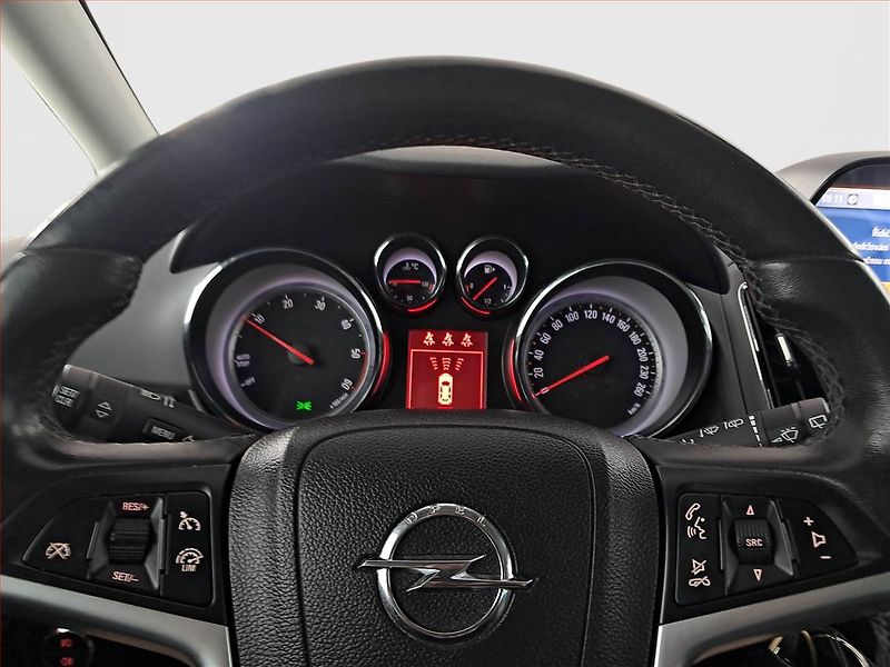 Opel Zafira (2012) Cosmo 2.0 CDTI, Navi, Xenony - fotka 17 z 17
