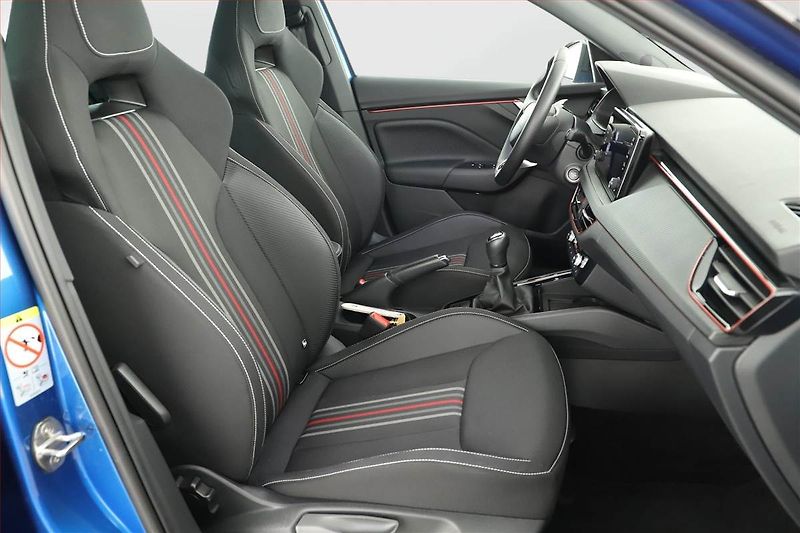 Škoda Kamiq (2025) 1.0 TSI, MONTE CARLO, DPH - fotka 7 z 15