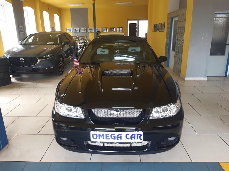 Ford Mustang 5.0 V6 CABRIO - fotka 2 z 19