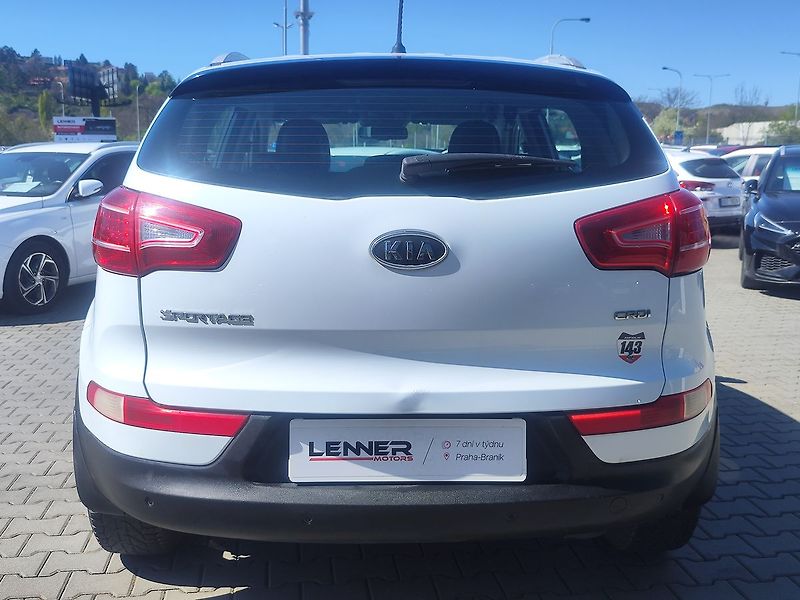 Kia Sportage 2.0 CRDi/100kW 4x4 ČR - fotka 6 z 28