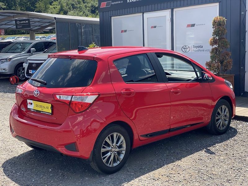 Toyota Yaris 1.5i, ČR, Trend, 2xKola - fotka 6 z 29