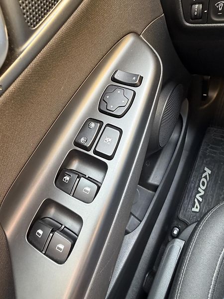Hyundai Kona (2022) Hyundai Kona 1,6 T-GDI 2W DCT - fotka 12 z 14